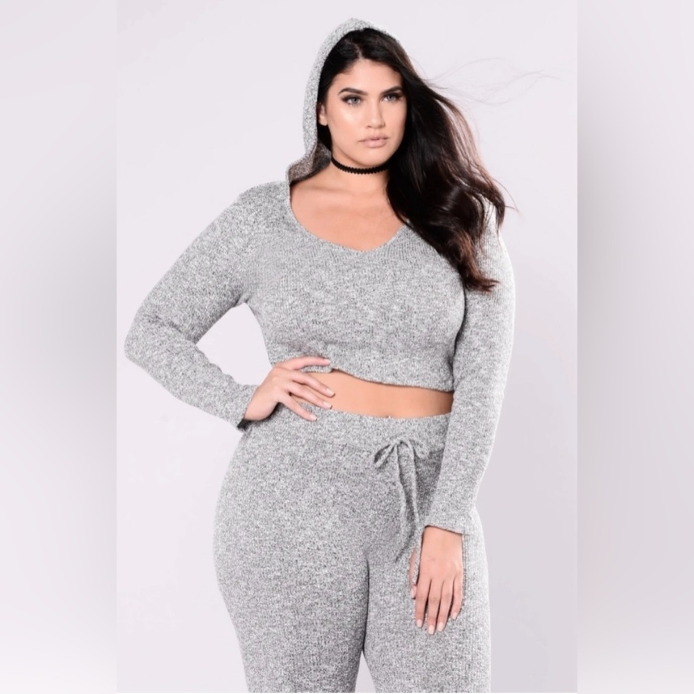 Fashion Nova wanderlust 2 piece set NWT